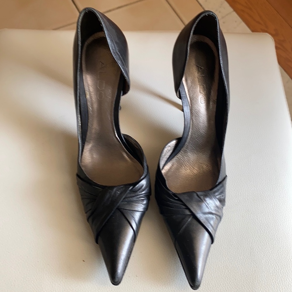 Aldo Pointed toe heels